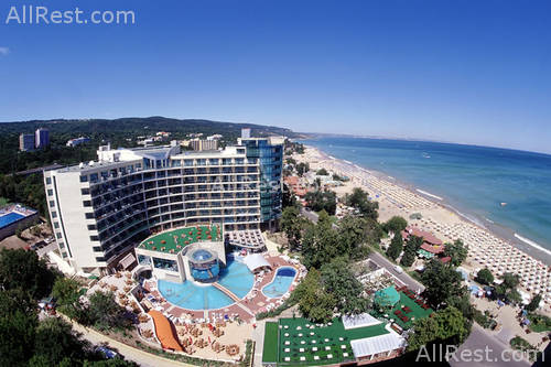 Marina Grand Beach 